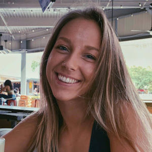 Meet your Posher, Sabrina